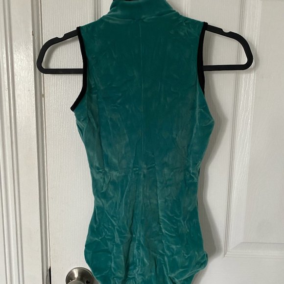 Velvet Green Capezio Leotard - Picture 2 of 3